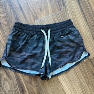 Vuori Women's Black Camo Shorts